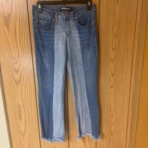 Dollhouse Farrah Fray Cropped Splice Blue Jeans Two Toned Size 5 Distressed